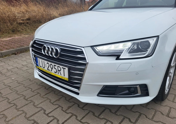 Audi A4 cena 96000 przebieg: 76700, rok produkcji 2018 z Lublin małe 667